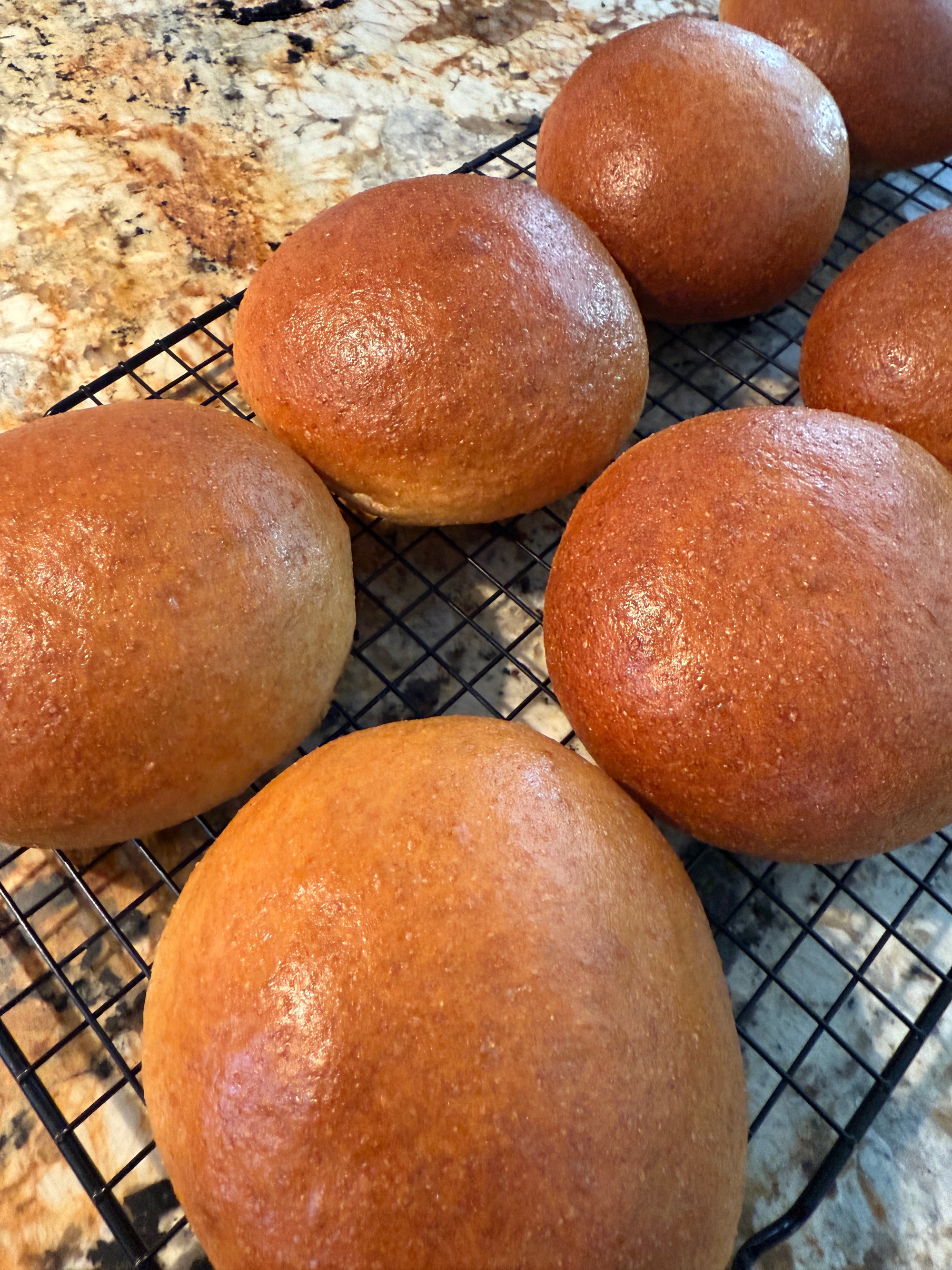 Hamburger Rolls (Baked, Fresh)
